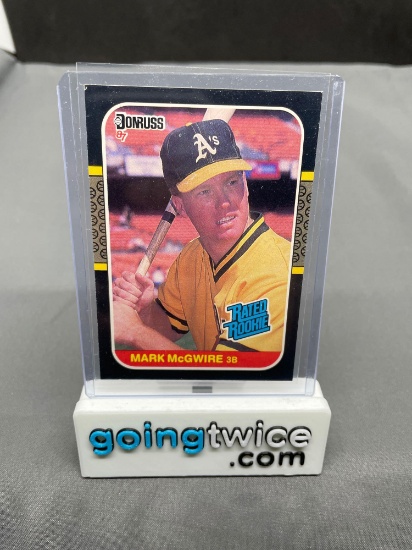 1987 Donruss Baseball #46 MARK MCGWIRE Oaklands Athletics Rookie Trading Card