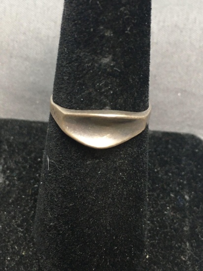 Concave Design 6mm Wide Tapered Sterling Silver Band