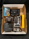 Estate Lot of Vintage Kodak, Polaroid and More Camercas