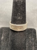 Carolyn Pollack Relios Collection Hammer Finished Confidence Themed 5.5mm Wide Sterling Silver Band