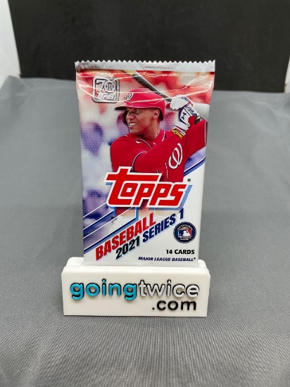 Factory Sealed 2021 Topps SERIES 1 Baseball 14 Card Pack