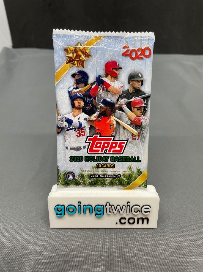 Factory Sealed 2020 Topps HOLIDAY Baseball 10 Card Pack