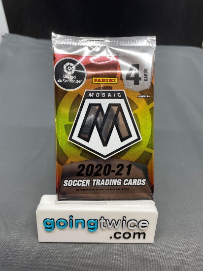 Factory Sealed 2020-21 MOSAIC Soccer LaLiga Santander 4 Card Pack