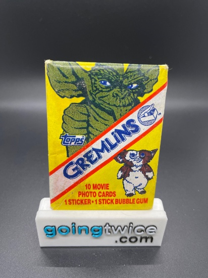 1984 Topps Gremlins - 10 Movie Photo Trading Card Factory Sealed Trading Cards