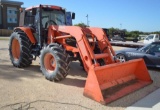 Kubota Tractor M135 XDTC - 2,199 Hours - 4WD - Cab/AC