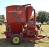 New Holland 355 3-Ton Grinder & Mixer (Everything Works)