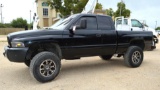 1999 Dodge 2500 Extended Cab-5 speed-4 Wheel Drive *Title