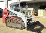 Takeuchi TL130 Skid Steer with quick attach bucket