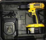 DeWalt 18v XR Cordless Power Drill