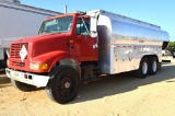 2000 International F-8100 Fuel Transfer Truck, Diesel, 6x4, 8 speed manual transmission