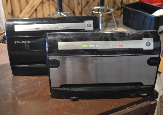 2 Food Savers, Vacuum Sealing System