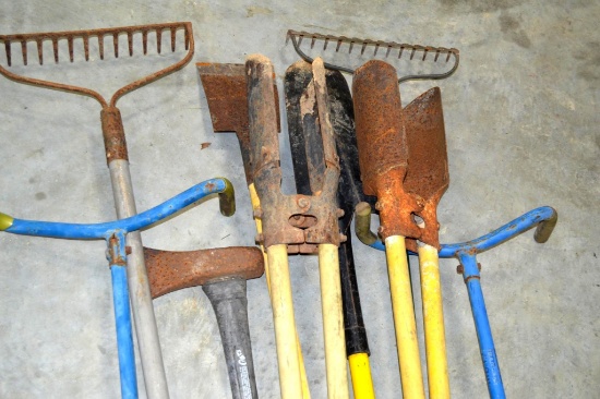 Assorted Yard/Gardening Tools