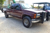 1998 GMC Sierra 4WD V8, Gasoline, 5-speed manual