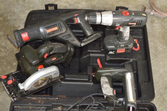 Assorted 19volt Craftsman Power Tools - Drill, Flashlight, Reciprocating Saw, Circular Saw