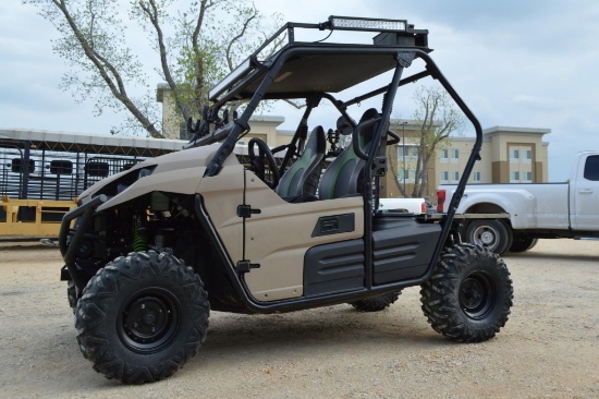 Kawasaki Teryx 2-Door 4x4 All Terrain Utility Vehicle w/Gun Racks, Light Bars, Wench