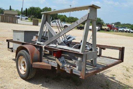 Bumper Pull Trailer with 2 Battery Powered Skeet Throwers