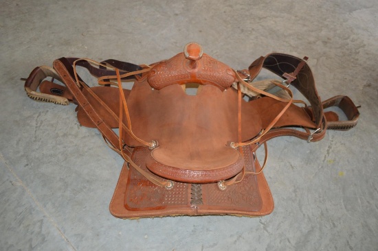 14 1/2" Seat Half Breed Western Horse Saddle with Will James Tree / Tack/Gear/Cowboy/Cowgirl