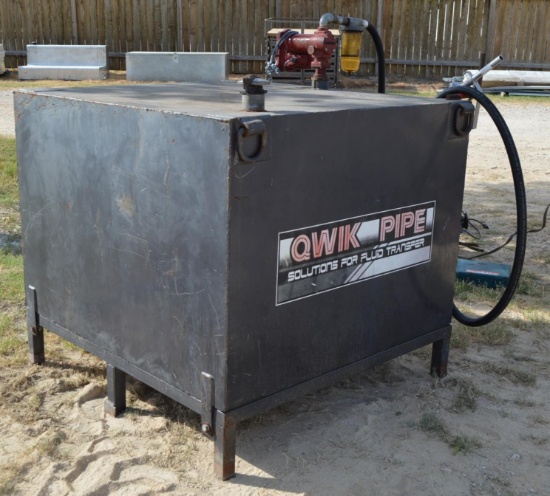 Quik Pipe Fuel Tank with Pump and Hose