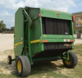 John Deere 568 Mega Wide Plus Round Hay Baler