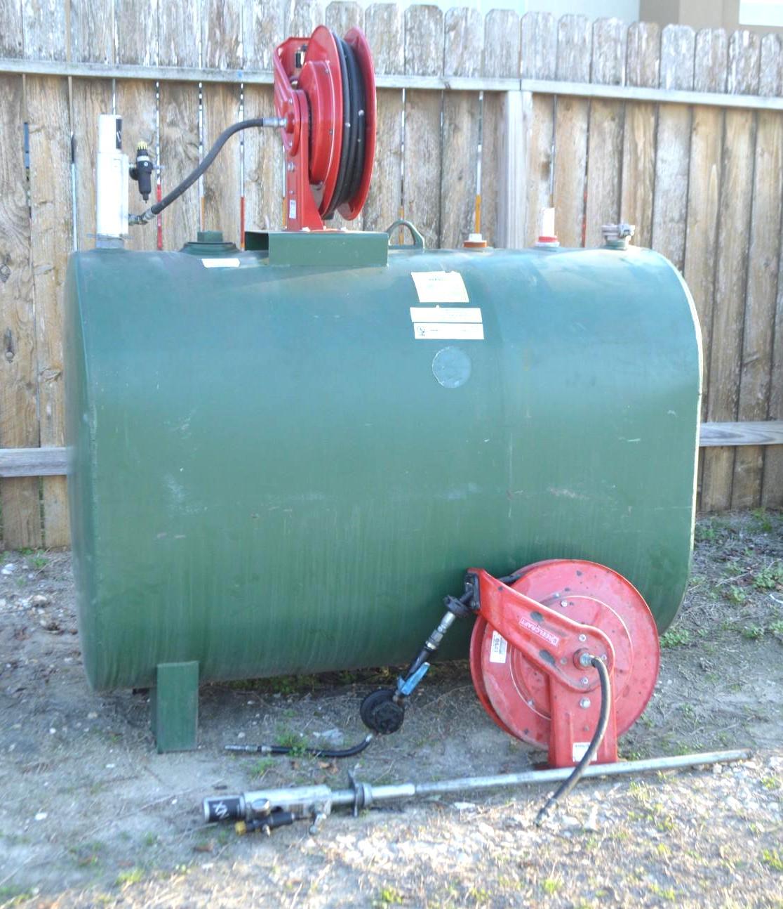 300 Gallon PEE-DEE Oil Tank W/ Pump & Hose Reel