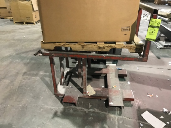 Stationary Industrial pallet box dumper or rotator