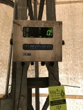 GSE 350 Scale readout along with 48 x 48 raised floor scale