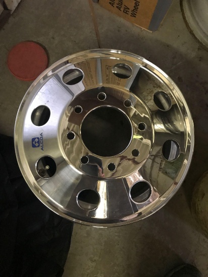 Alcoa Lug center wheels