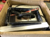 7 inch wet tile saw, powers on