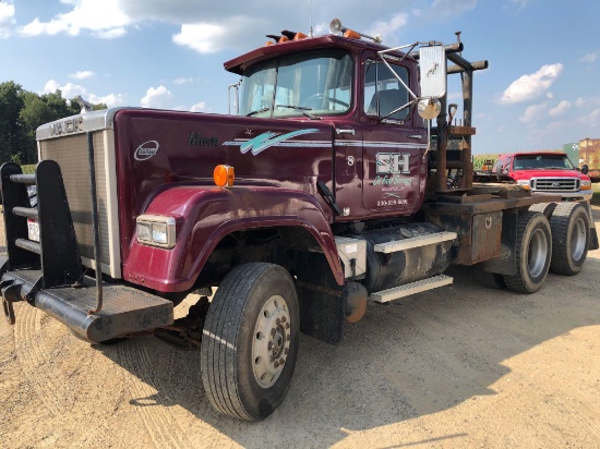 1985 Mack RW633 Super Liner Winch Truck