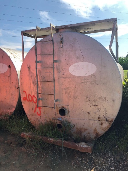 Choice of 300 barrel frac tanks (Group #200)