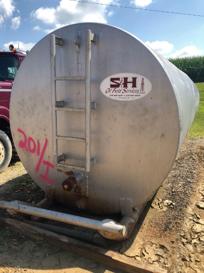 Choice of 300 barrel frac tanks (Group #201)