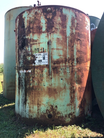 Choice holding tanks. 100 barrel tank
