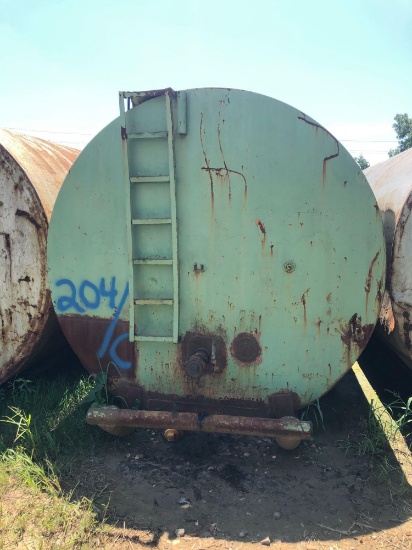 Choice of 300 barrel frac tanks (Group #204)