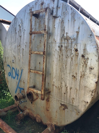 Choice of 300 barrel frac tanks (Group #204)