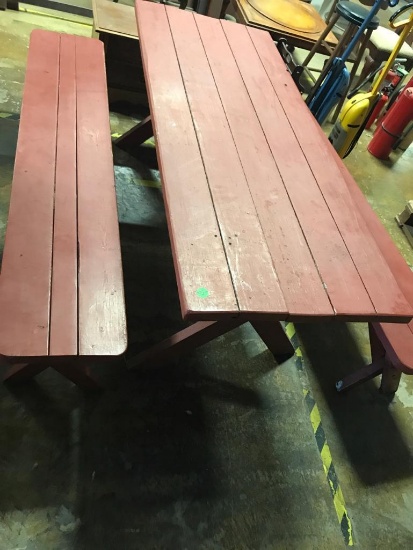 Picnic Table with 2 benches, 6 foot long