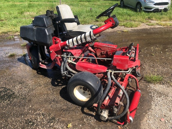 Toro GreenMaster 3100 3 Coil Hydraulic Greens Reel Mower