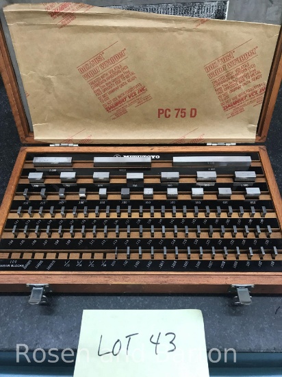 Mitutoyo gage Block set, Near complete, appears unused