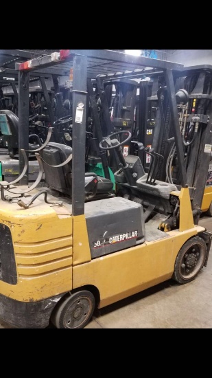 Caterpillar GC25 LP Forklift