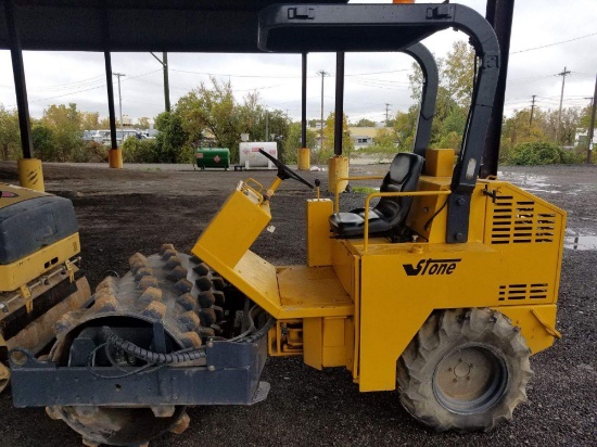 Stone Co Sheeps Foot Vibratory Compactor