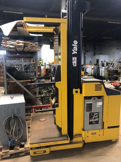 Yale 36 Volt Order Picker Forklift
