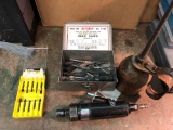 Group lot. Butterfly grinder, Oiler, new bits