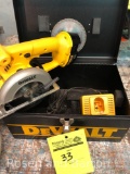 Dewalt 14.4 v, 5-3/8 circular trim saw w/ 1 charger and 1 battery
