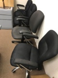 Lot of 4 office chairs