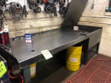 Steel mechanics work bench w/ parts washing bay