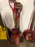 Lot of misc shovels