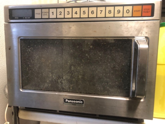 Panasonic Commercial Microwave #1000