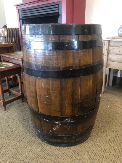 Whisky Barrel Golf Club Holder