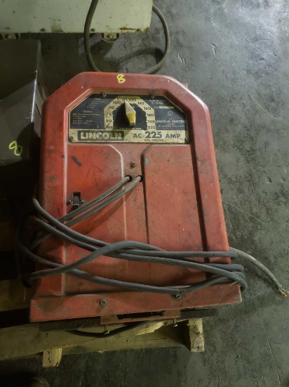 Lincoln AC 225 amp Arc Welder with Electrical Box