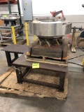Vibratory Table and Steel Die Table