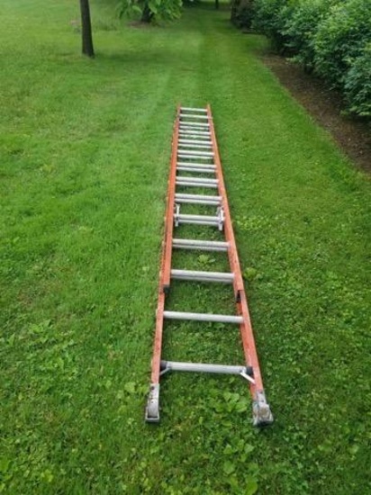 Fiberglass Extension Ladder, 24 foot, foot is loose and needs repaired